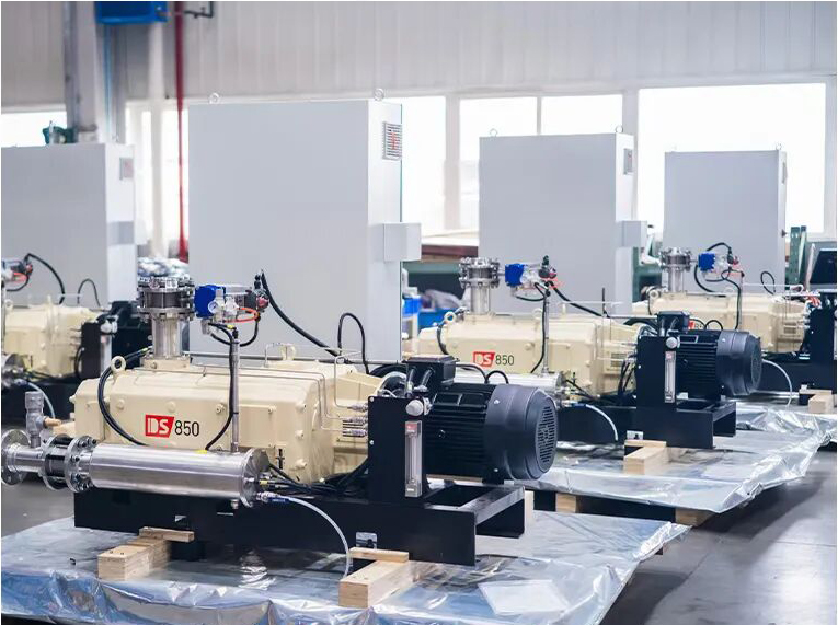 从创新到信赖：英格索兰干式螺杆真空泵加速行业升级